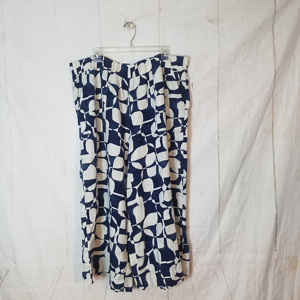 Sonoma Linen Blend Navy and White Patterned Pullon Wide Leg Cropped Pants